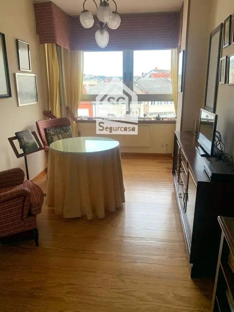 Piso de 229 m² en Ourense