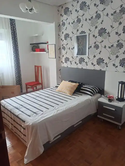 Piso de 90 m² en Pamplona