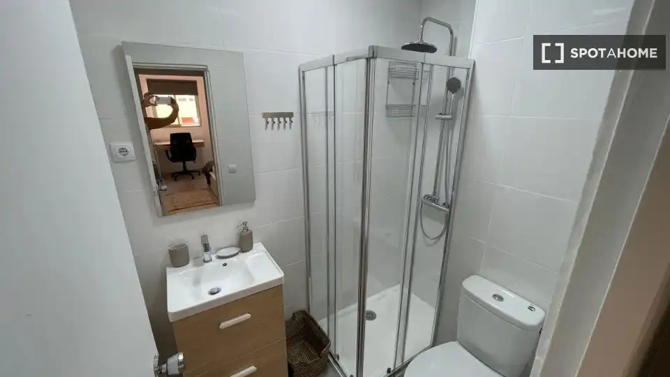 Habitación 81 m², Málaga