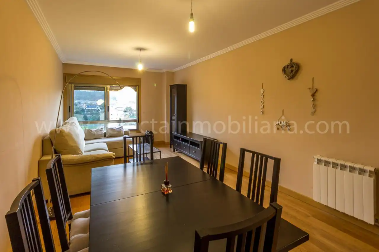 Piso de 90 m² en Pontevedra