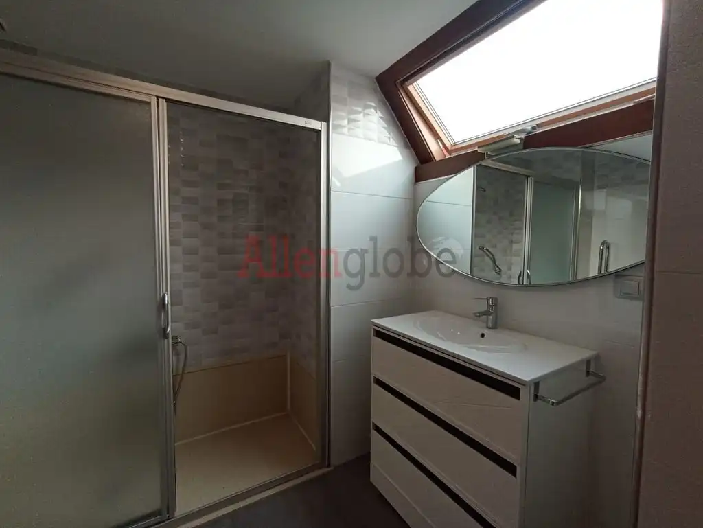 Piso de 110 m² en Oviedo