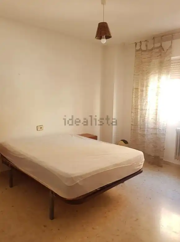 Piso de 120 m² en Granada