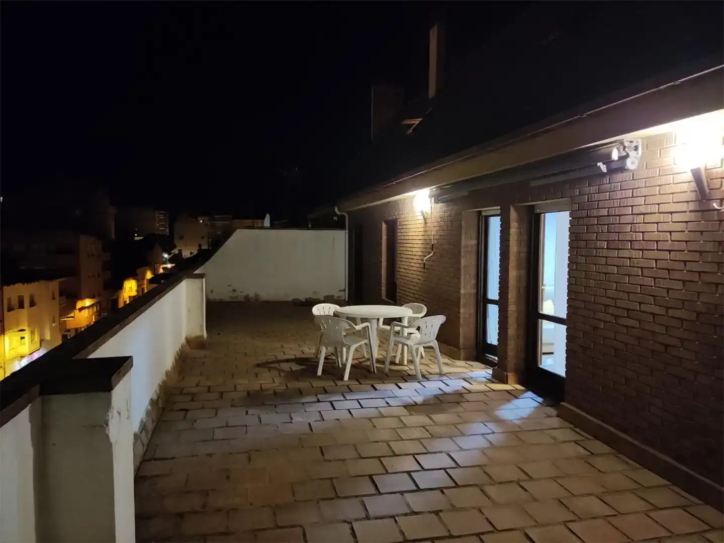 Habitación 90 m², Binéfar