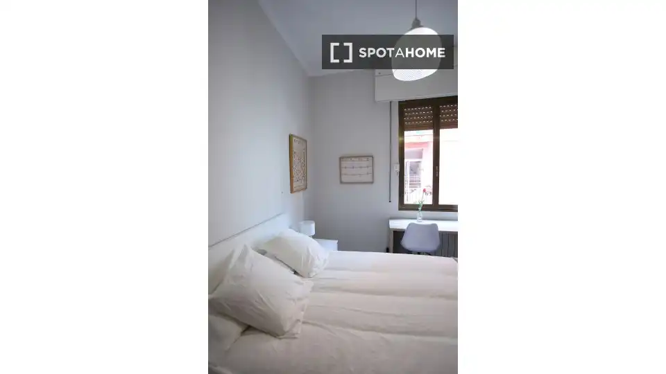 Habitación 81 m², Bilbao