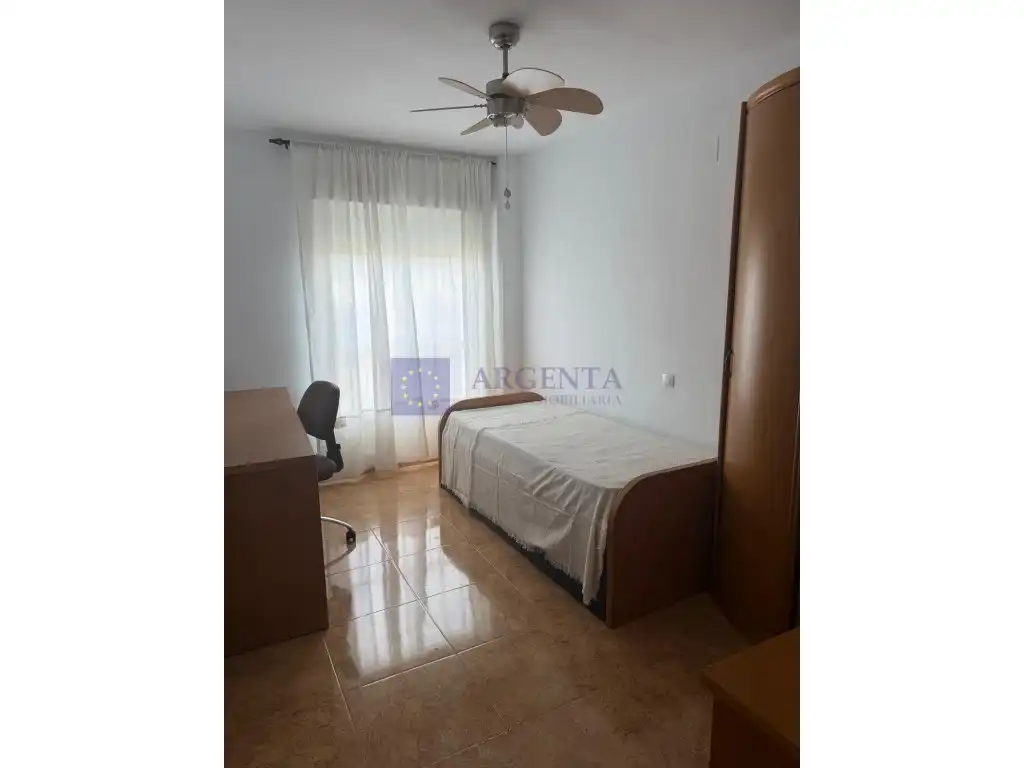 Piso de 90 m² en Cáceres