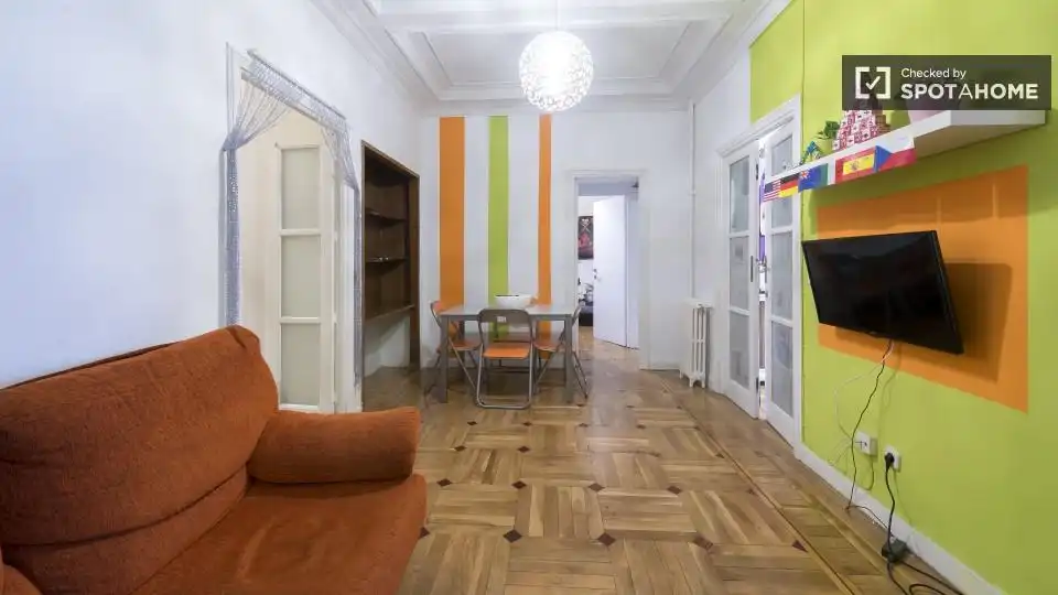 Habitación 150 m², Madrid