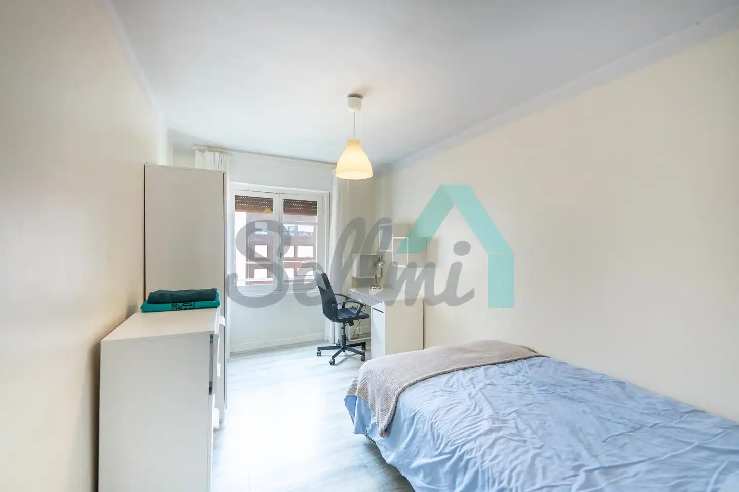 Habitación 85 m², Oviedo