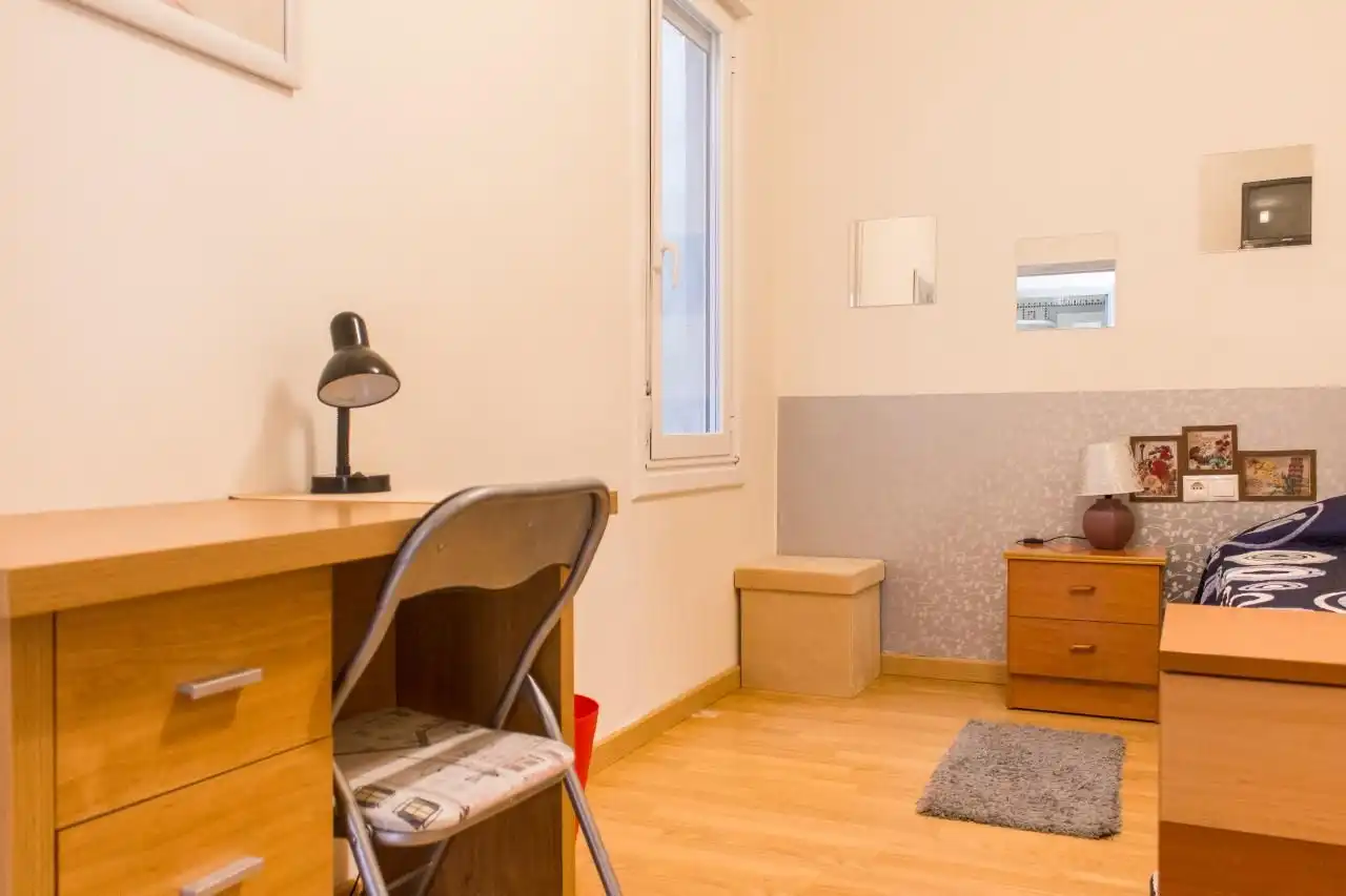 Habitación 12 m², Ourense