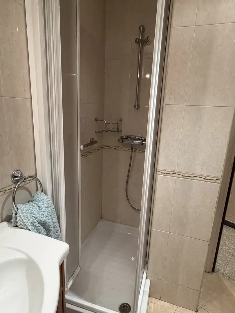 Habitación 100 m², Barbastro