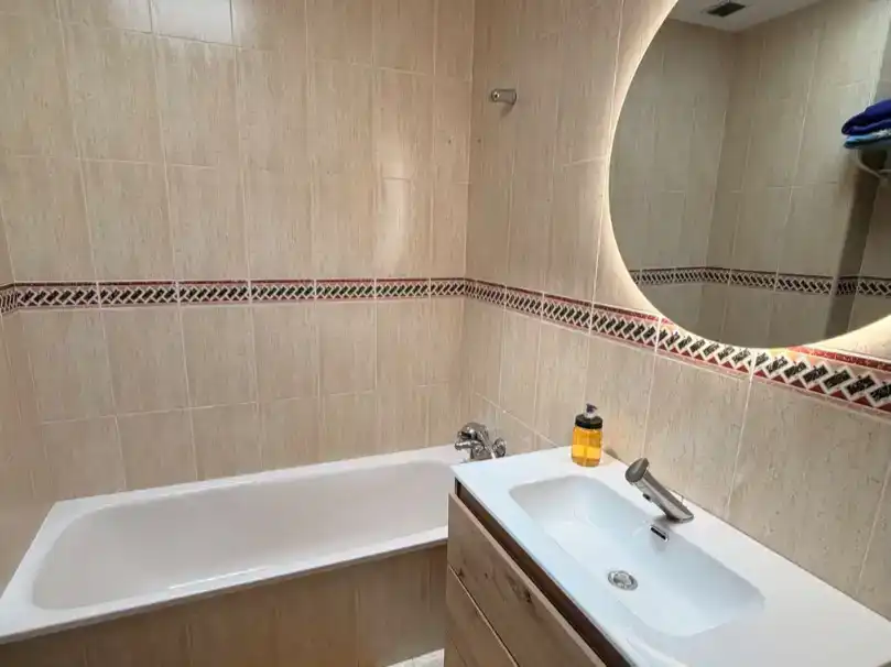 Habitación 133 m², Almería