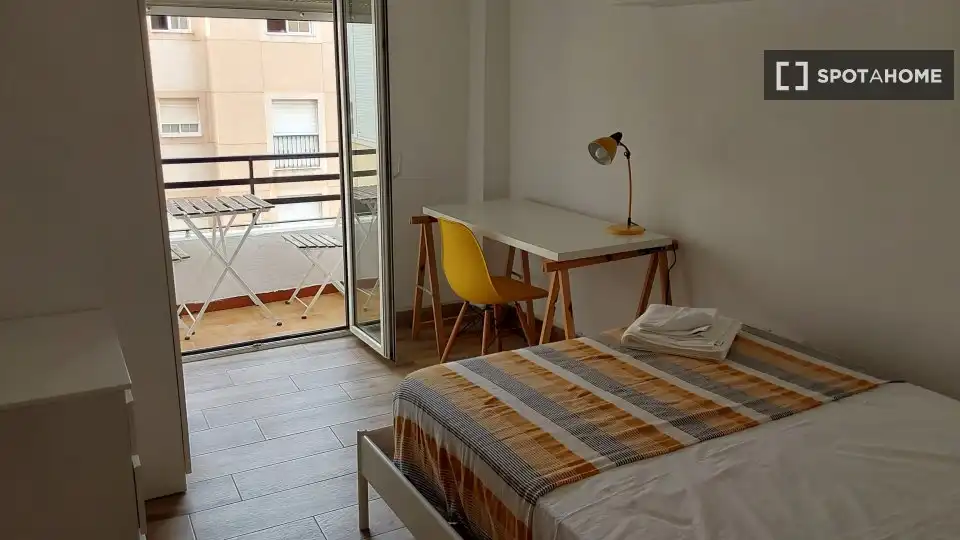 Habitación 78 m², Almería