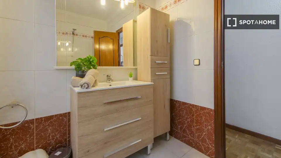 Habitación 150 m², Madrid
