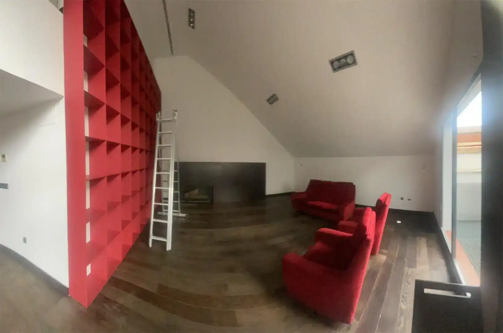 Zimmer 350 m², Albacete