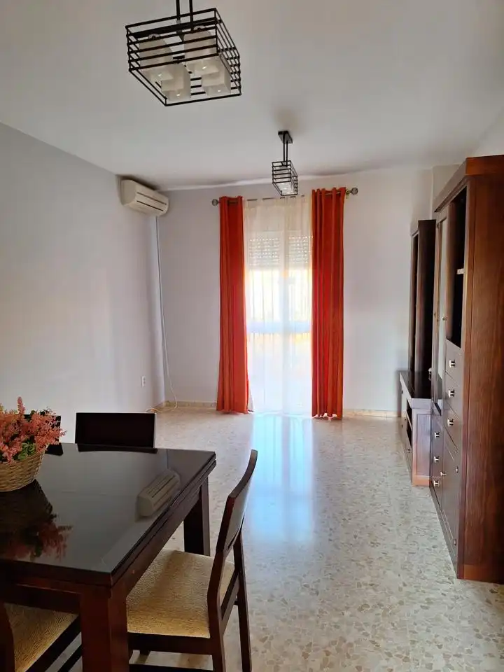 Piso de 84 m² en Dos Hermanas