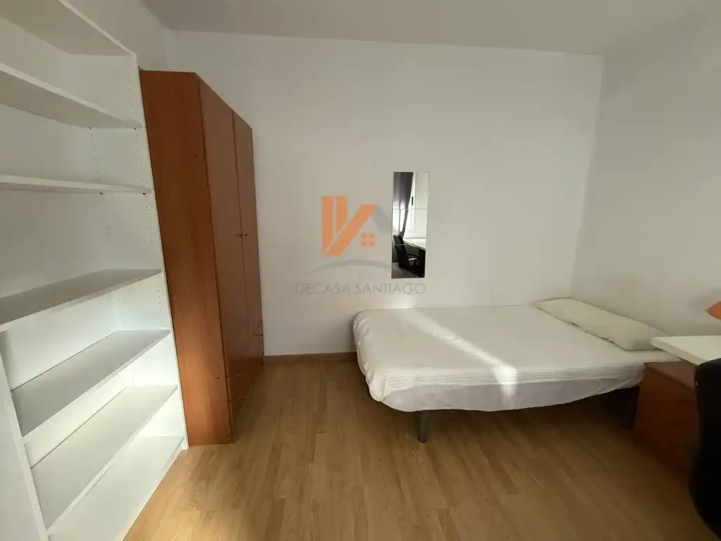 Piso de 120 m² en Santiago de Compostela