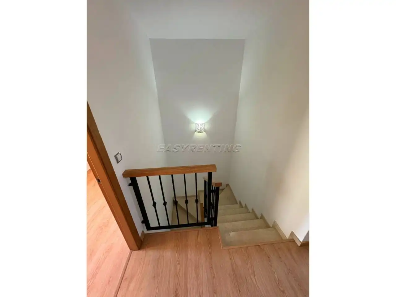 Haus 184 m² in La Línea de la Concepción
