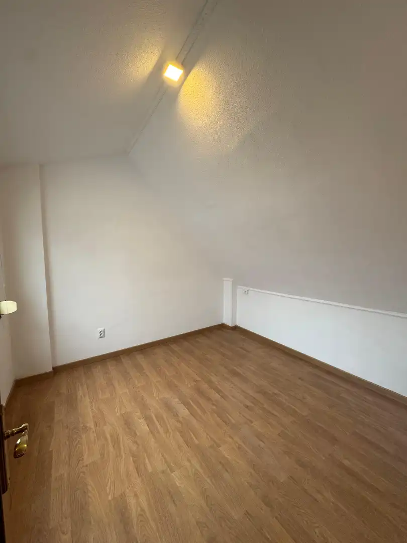 Pis de 81 m² a Oviedo