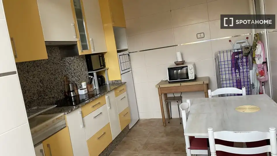 Habitación 104 m², Vigo