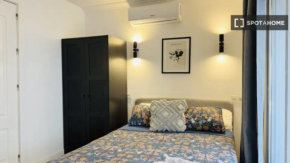 Habitación 46 m², Granada