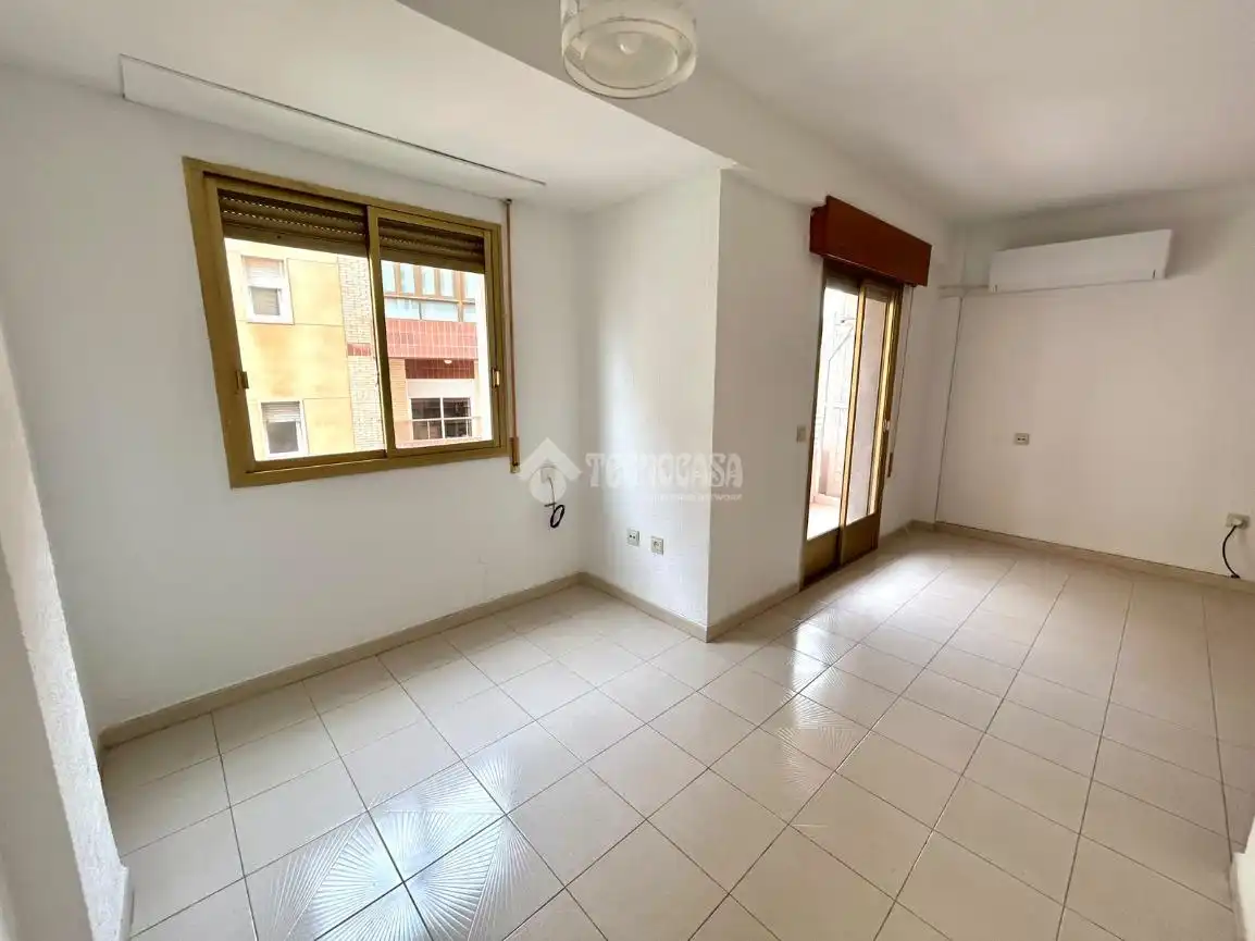 Piso de 70 m² en Almería