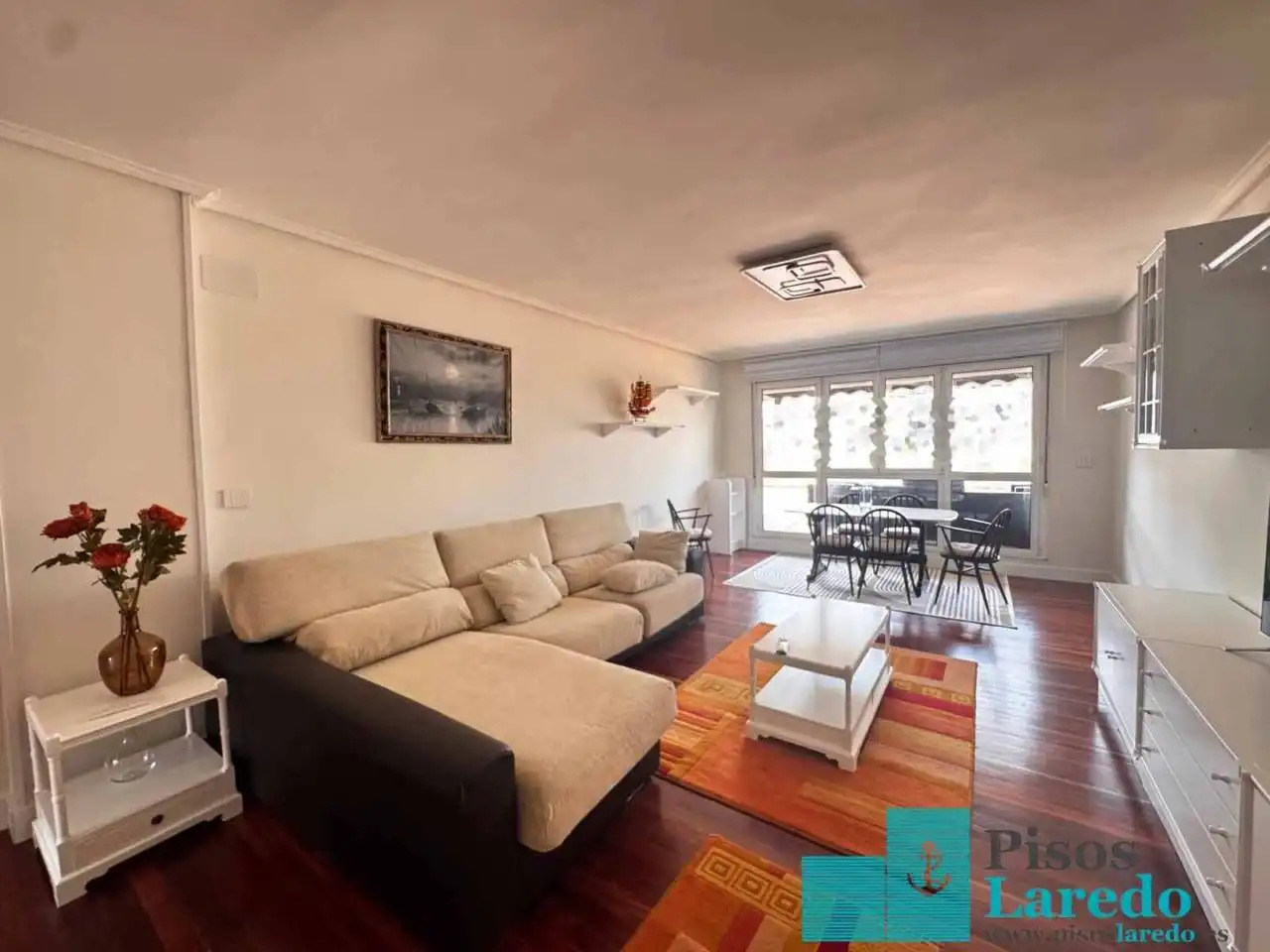 Piso de 190 m² en Laredo