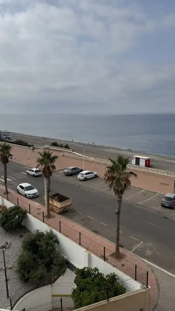 Piso de 85 m² en Almería