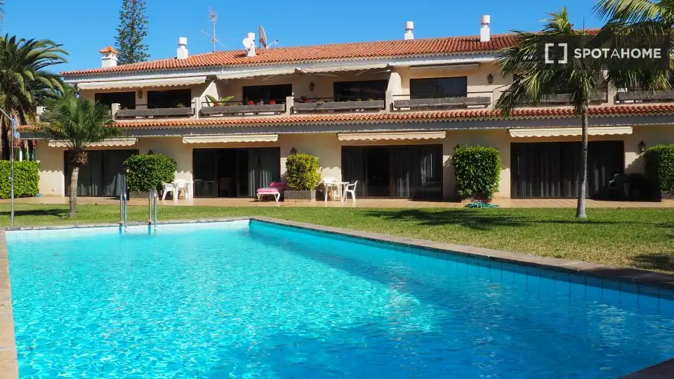 Habitación 74 m², Puerto de la Cruz