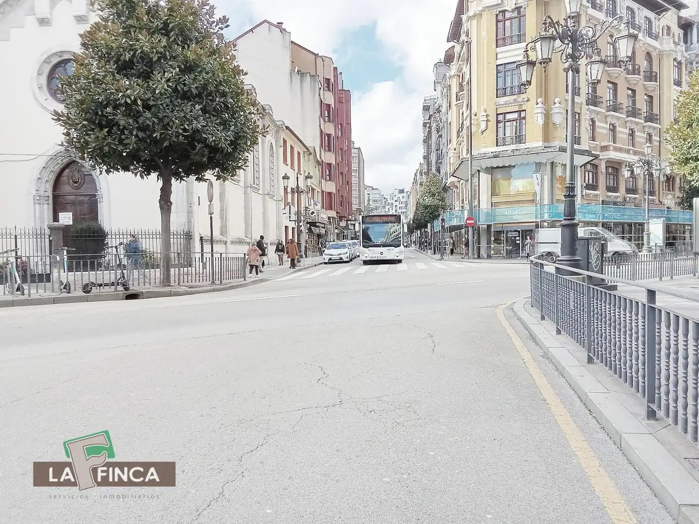 Piso de 60 m² en Oviedo