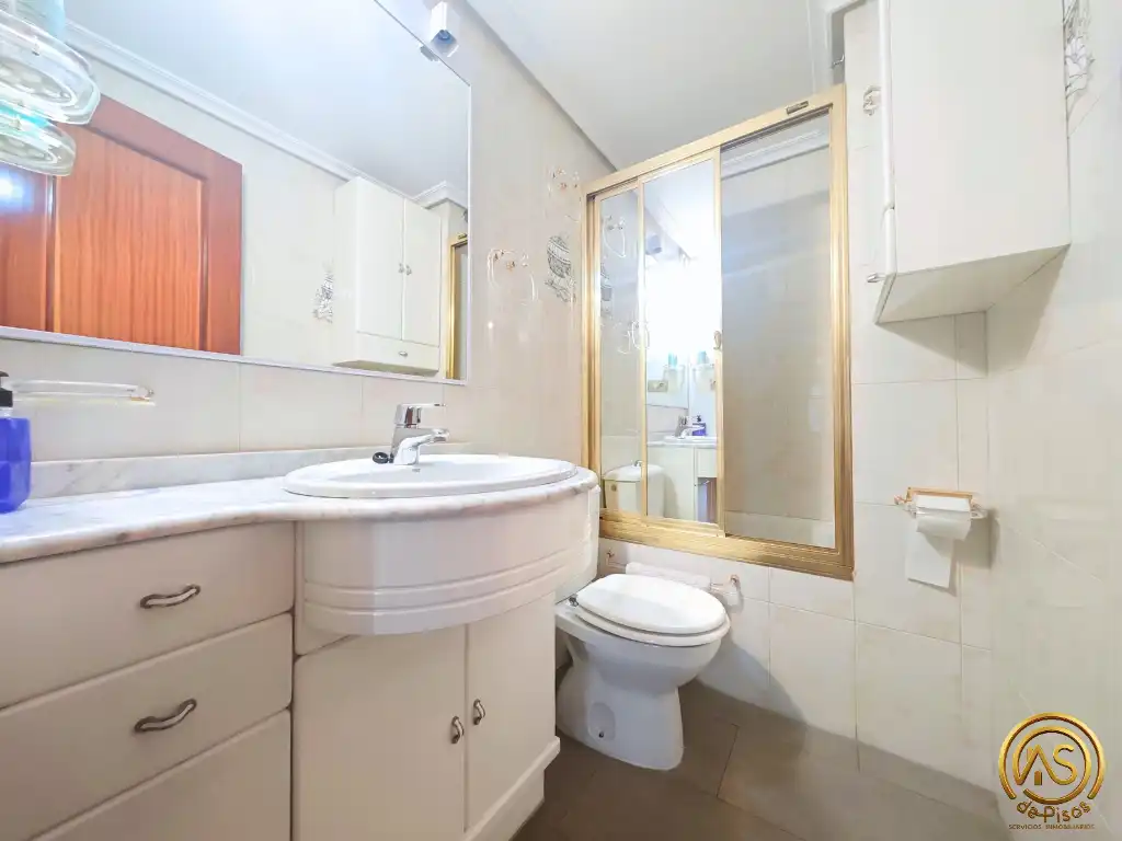 Piso de 93 m² en Zaragoza