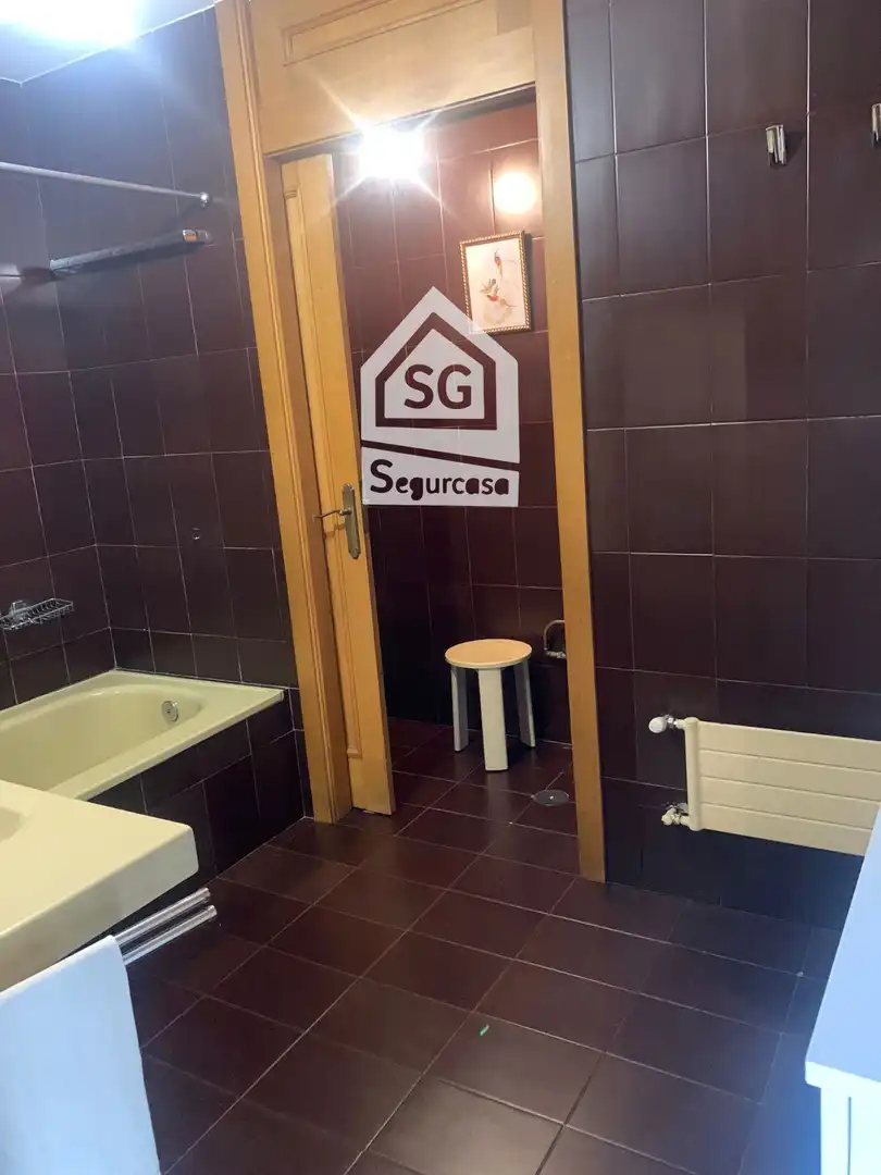 Piso de 229 m² en Ourense