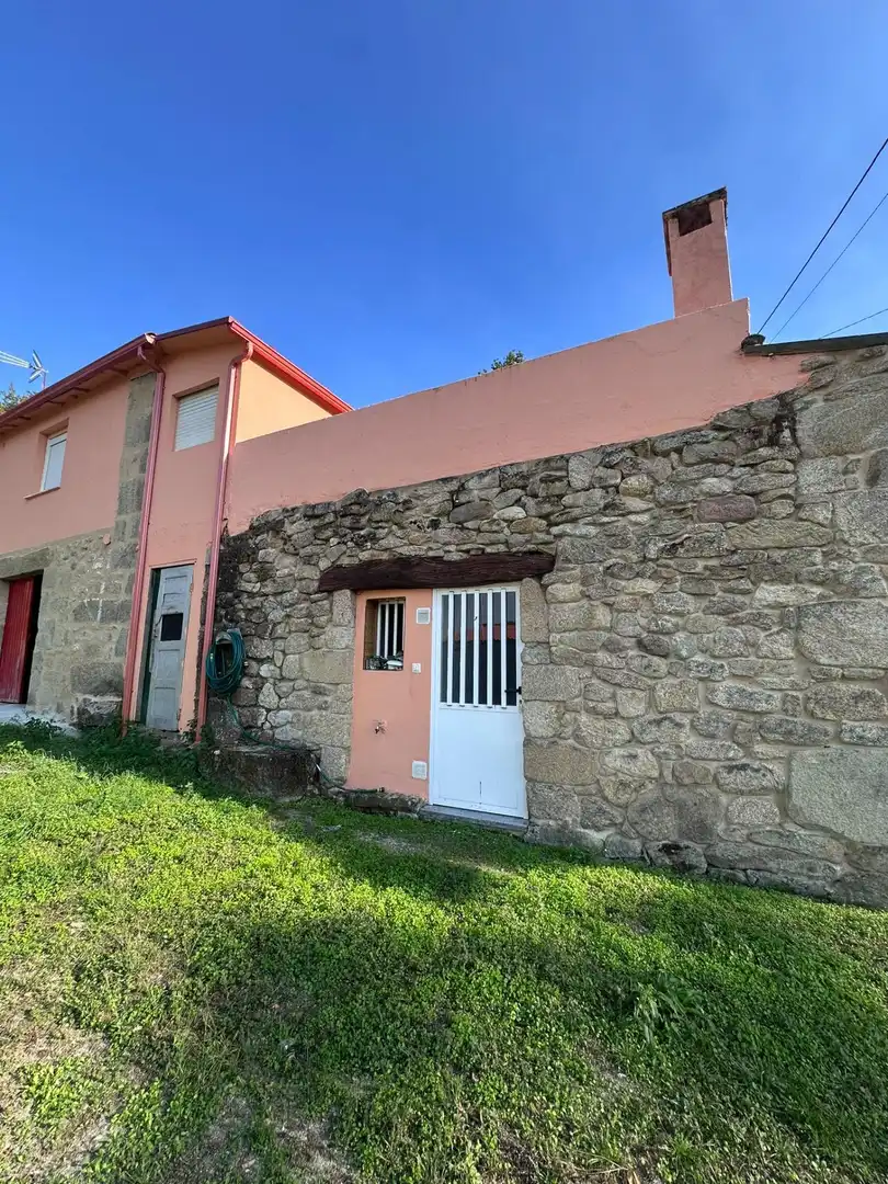 Piso de 95 m² en Parada de Sil