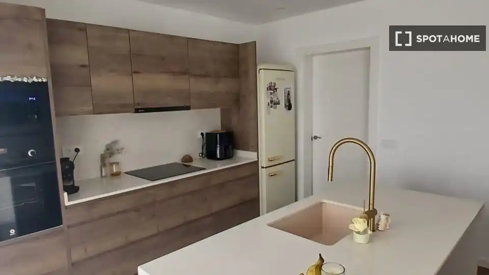 Appartamento 85 m² a Montroi / Montroy