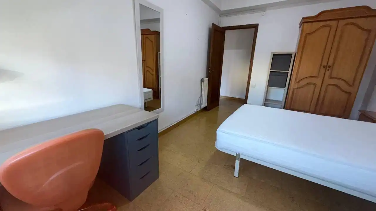 Piso de 95 m² en Ourense