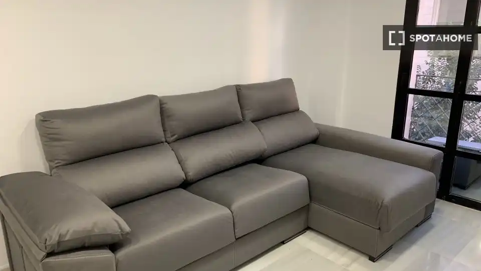 Habitación 86 m², Almería