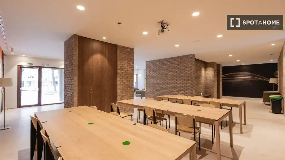 Habitación 18 m², Pamplona