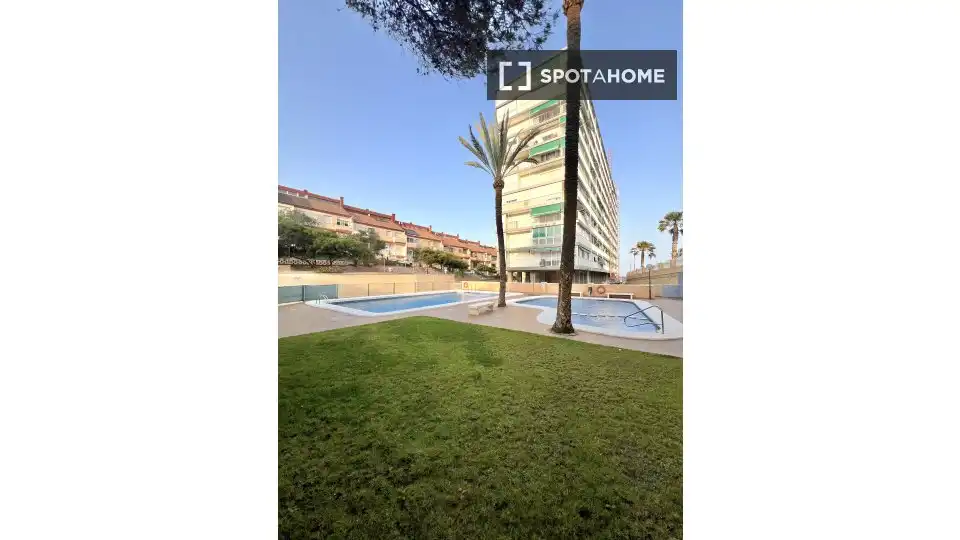 Habitación 81 m², el Campello