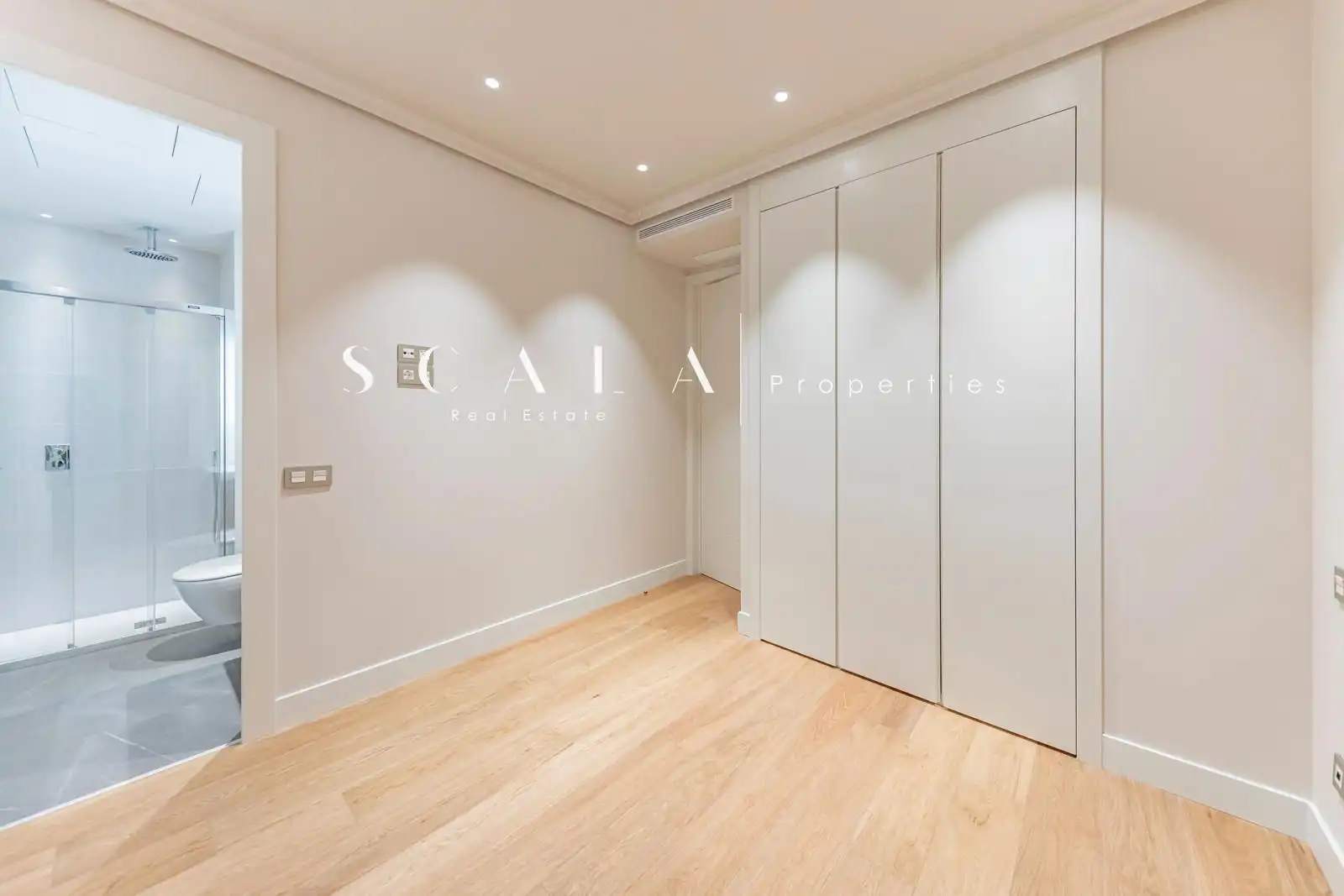 Appartamento 217 m² a Madrid