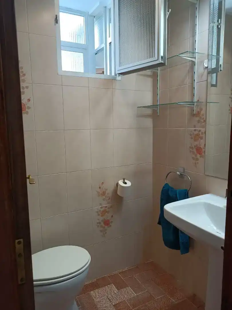 Habitación 100 m², Cabra