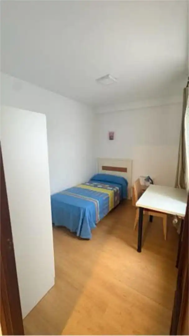 Piso de 80 m² en Sevilla