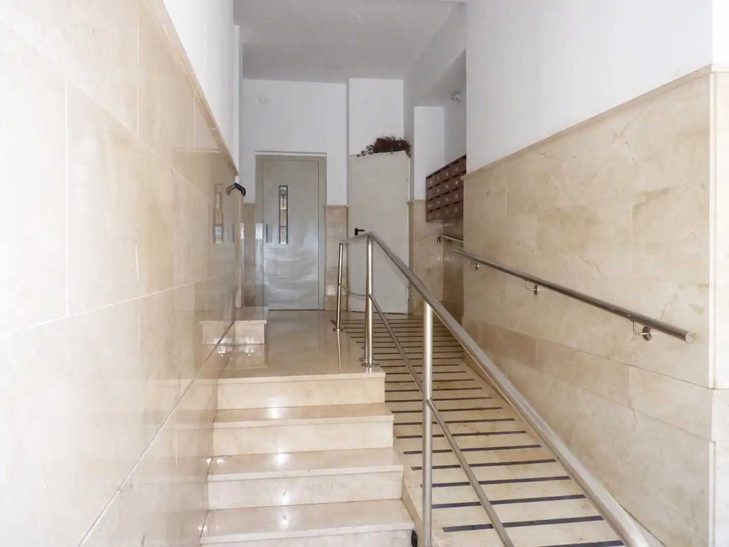 Piso de 84 m² en Sevilla