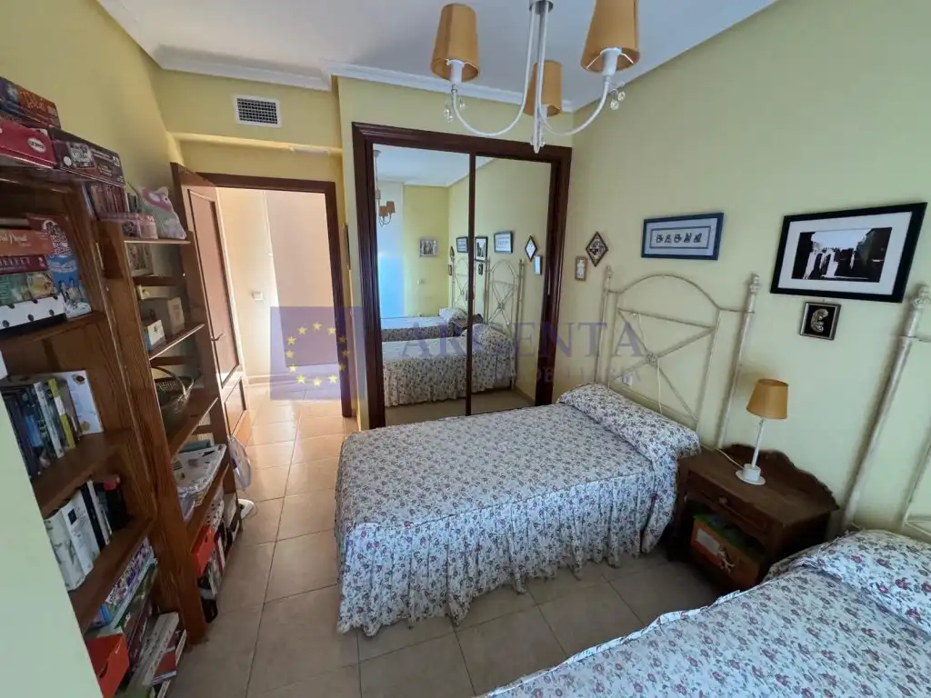 Piso de 180 m² en Cáceres