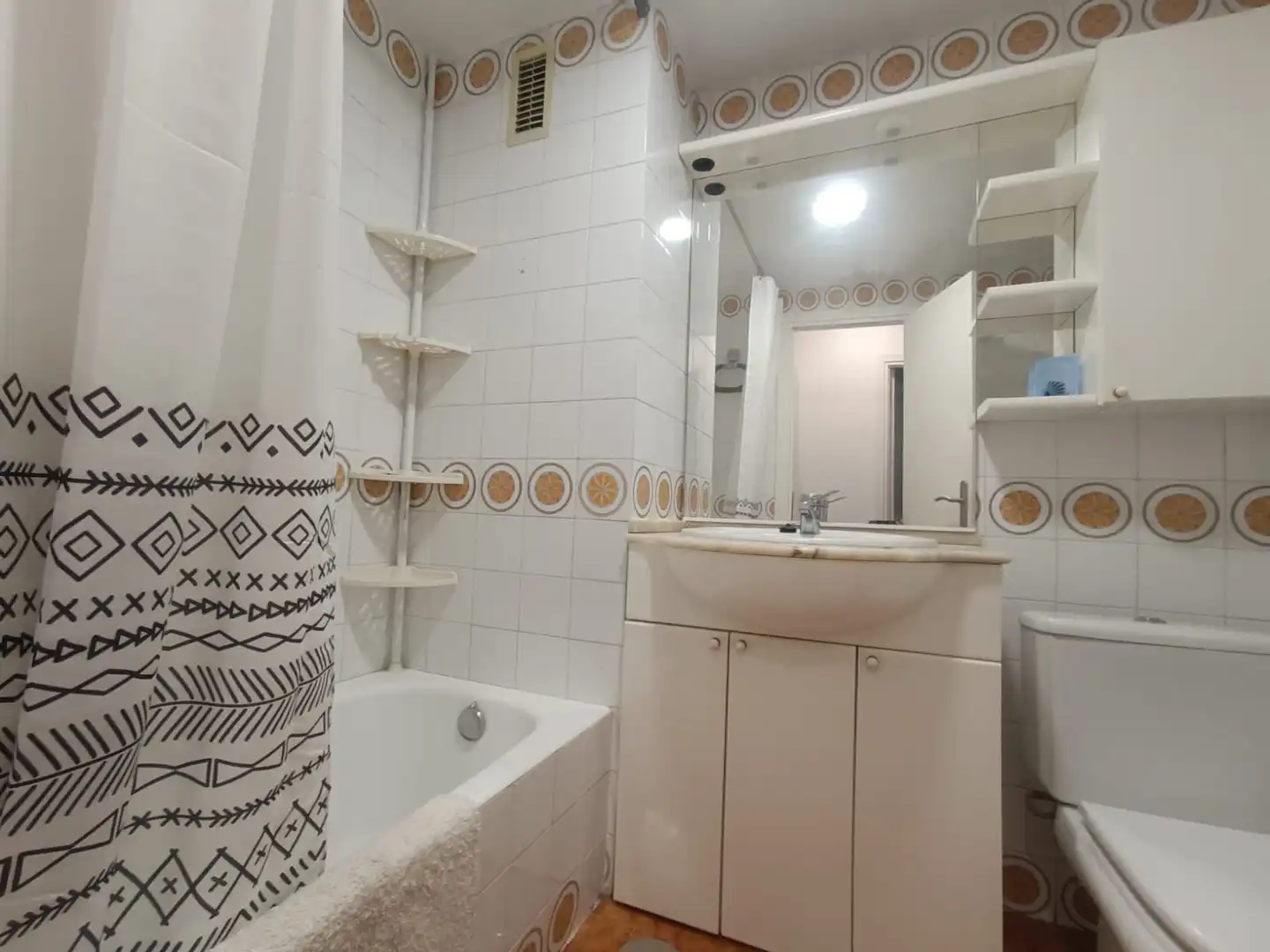 Habitación 100 m², Pamplona