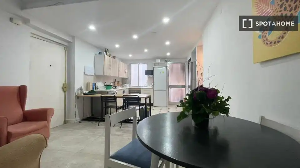 Habitación 207 m², Sevilla