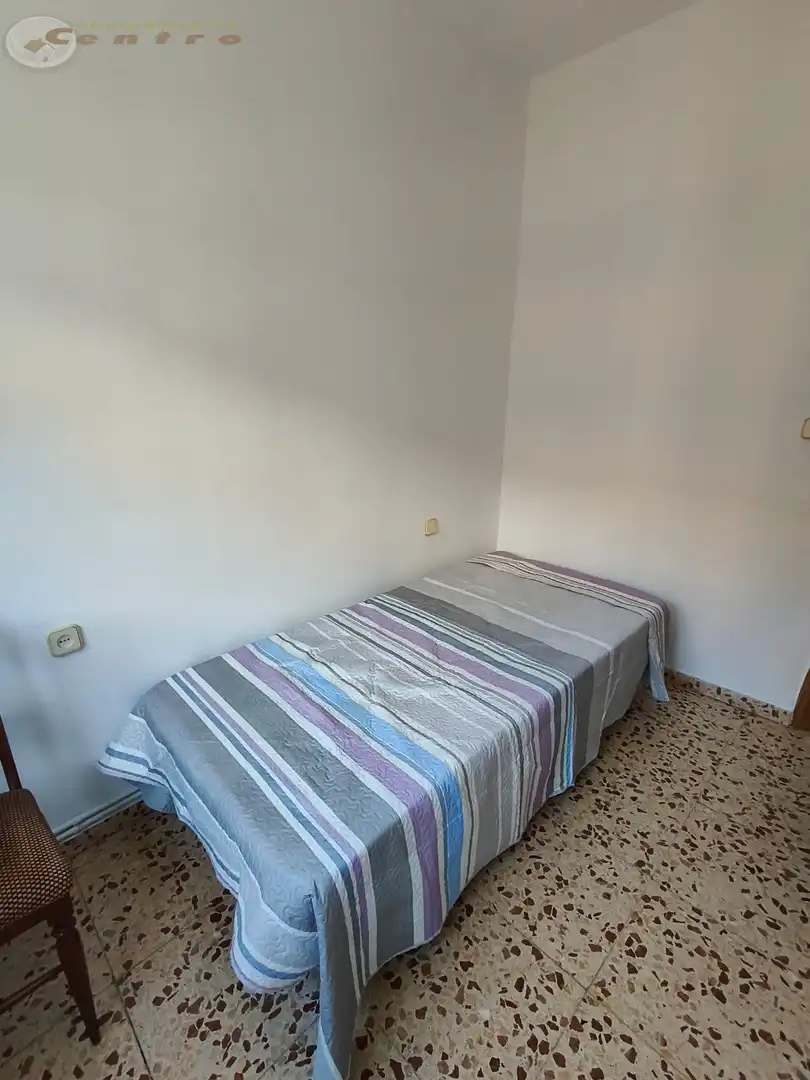 Habitación 100 m², Albacete