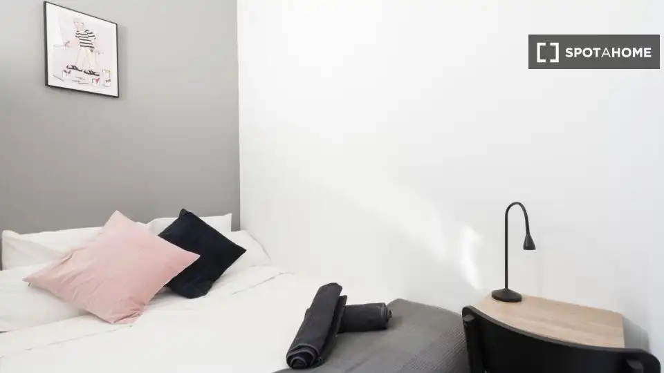 Habitación 140 m², Madrid