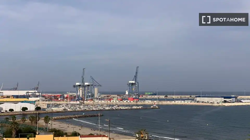 Habitación 98 m², Alicante