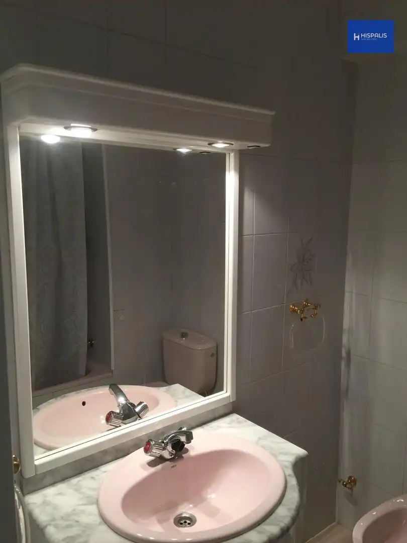 Piso de 80 m² en Sevilla
