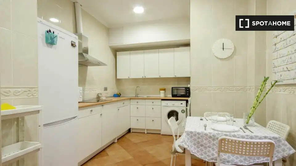 Habitación 196 m², Bilbao