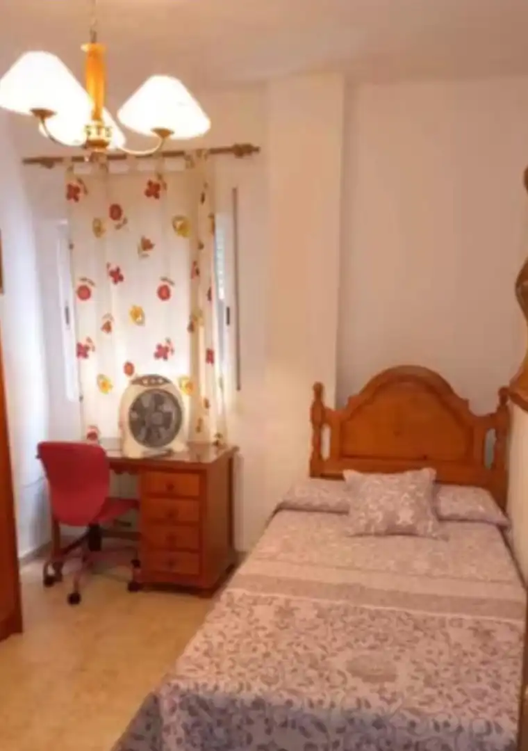 Habitación 85 m², Granada