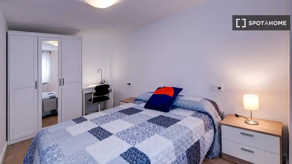 Habitación 63 m², Zaragoza